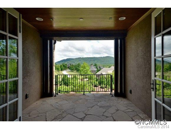 12 Village Oak Drive - Photo 4