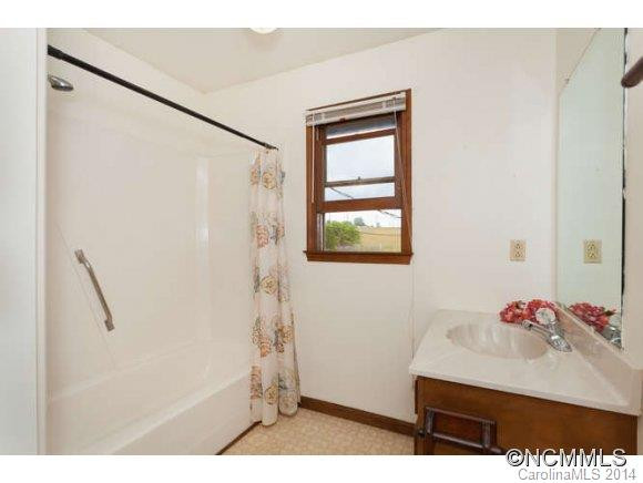 10 LAUREL BROOK DRIVE - Photo 11