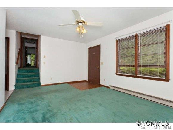 10 LAUREL BROOK DRIVE - Photo 3