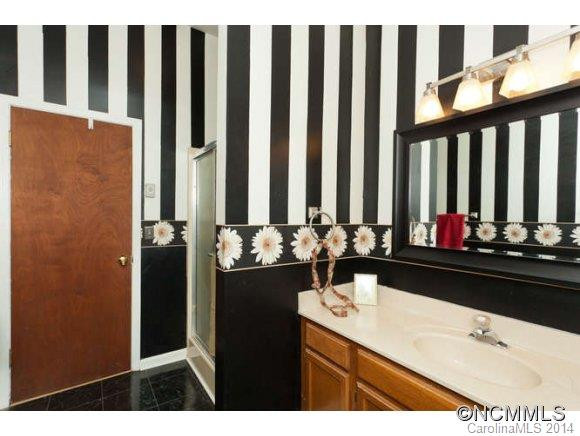 10 LAUREL BROOK DRIVE - Photo 10