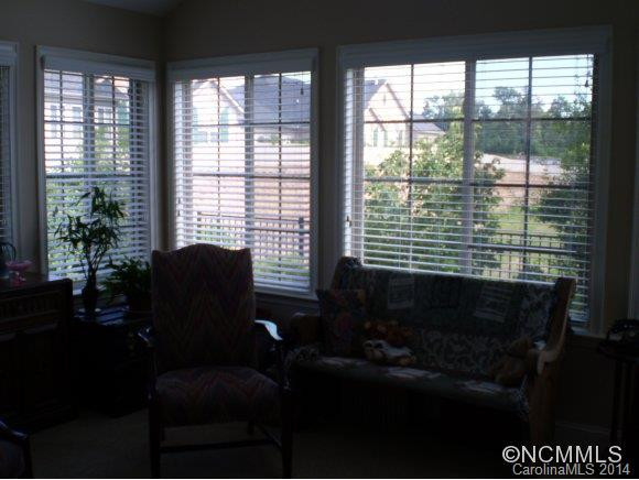 139 Summerfield - Photo 4