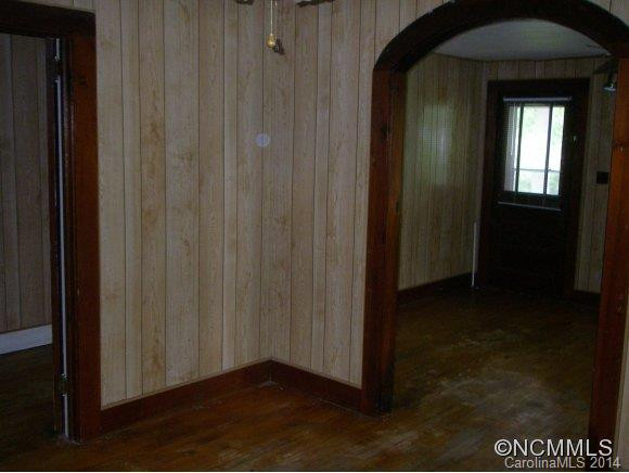219 SUNSET CIRCLE - Photo 13