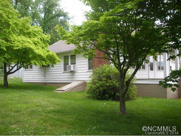 219 SUNSET CIRCLE - Photo 6
