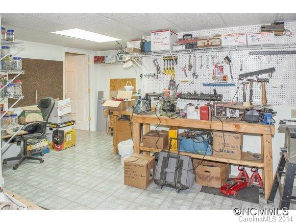 219 Park Lane - Photo 14