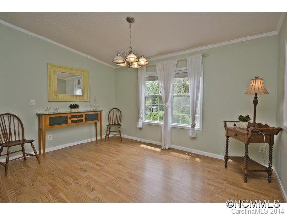 398 Katie Dr - Photo 9