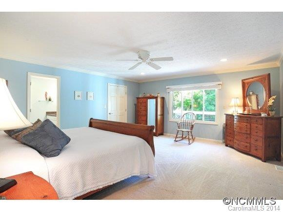 306 Windy Knoll Drive - Photo 12