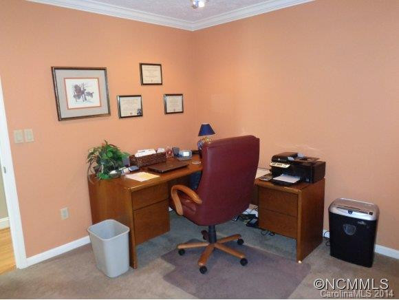 306 Windy Knoll Drive - Photo 10