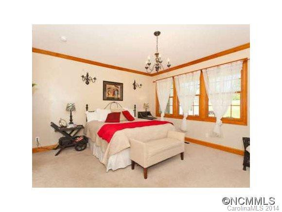 380 REEMS CREEK ROAD - Photo 12