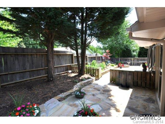 68 Stone House - Photo 21