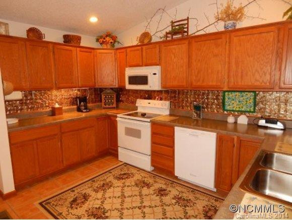 933 HENRY DINGUS WAY - Photo 11