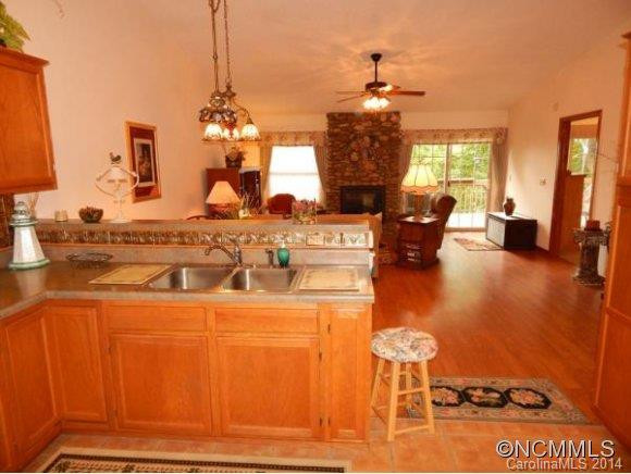 933 HENRY DINGUS WAY - Photo 12