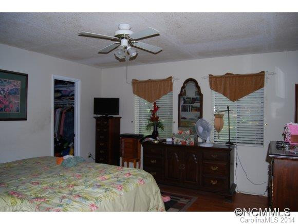 195 Memorial Park Drive - Photo 8