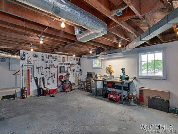 1 TRAMMELL AVE - Photo 12
