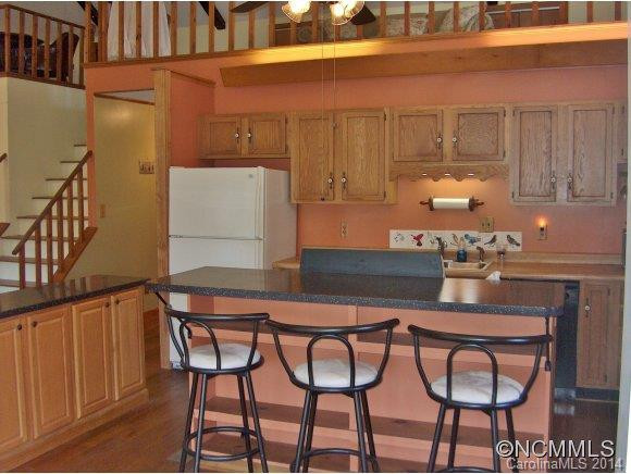 1099 Country Club Dr - Photo 4