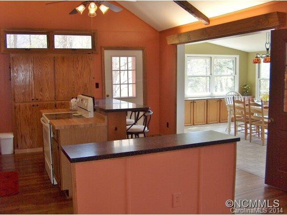 1099 Country Club Dr - Photo 7