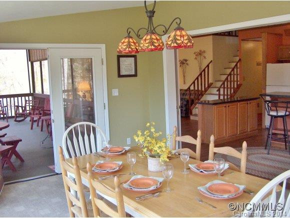 1099 Country Club Dr - Photo 9