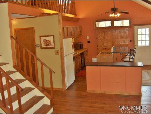 1099 Country Club Dr - Photo 10