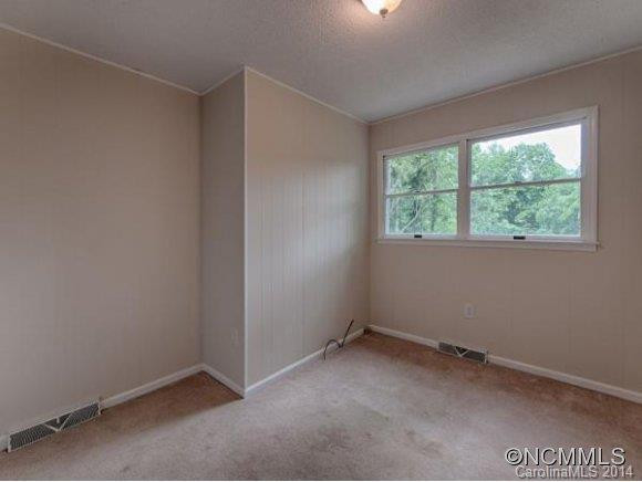 76 CHATEAU PLACE - Photo 9