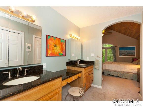 151 Wolfe Cove - Photo 12