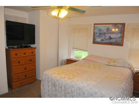 69 Woodscape Drive - Photo 9