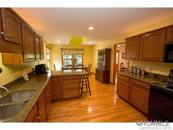 194 Pinnacle Parkway - Photo 7