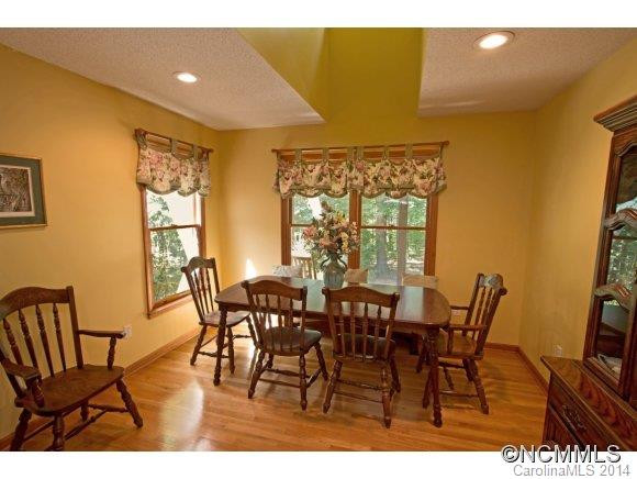 194 Pinnacle Parkway - Photo 8