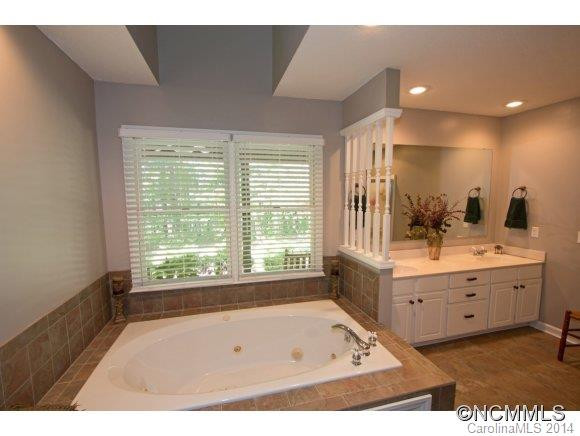 194 Pinnacle Parkway - Photo 10