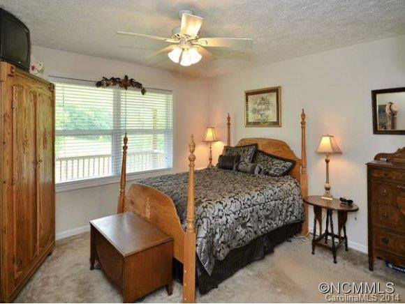 73 ADGER DRIVE - Photo 7