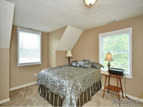 73 ADGER DRIVE - Photo 10