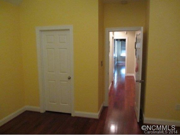 307 Green Meadows Drive - Photo 11