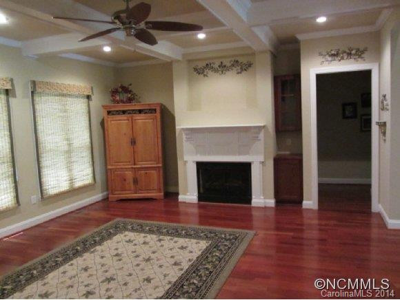 307 Green Meadows Drive - Photo 3