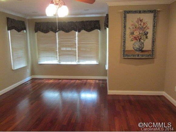 307 Green Meadows Drive - Photo 8