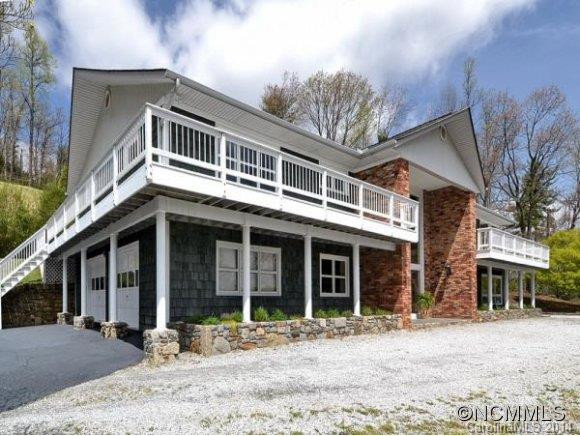 743 OLD ORCHARD DRIVE