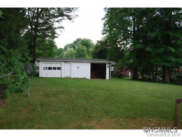 403 Reger Avenue - Photo 12