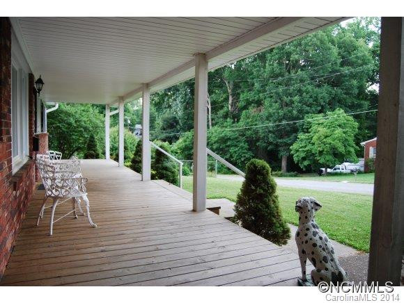 403 Reger Avenue - Photo 13