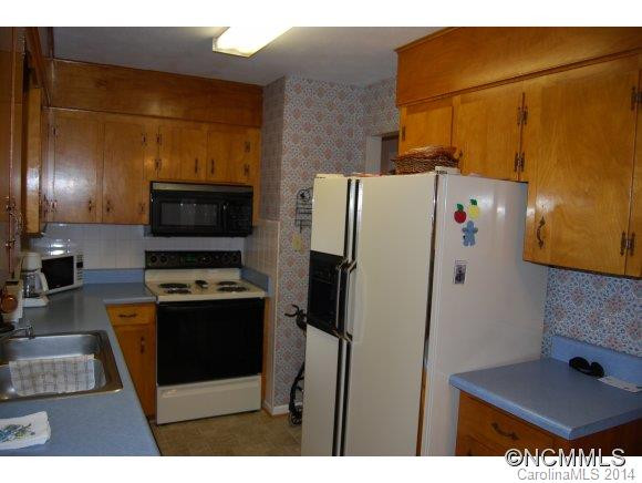 403 Reger Avenue - Photo 16