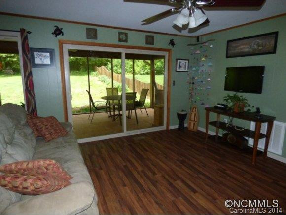 85 Thorne Avenue - Photo 5