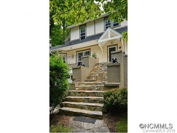 2926 LAUREL PARK HWY - Photo 3