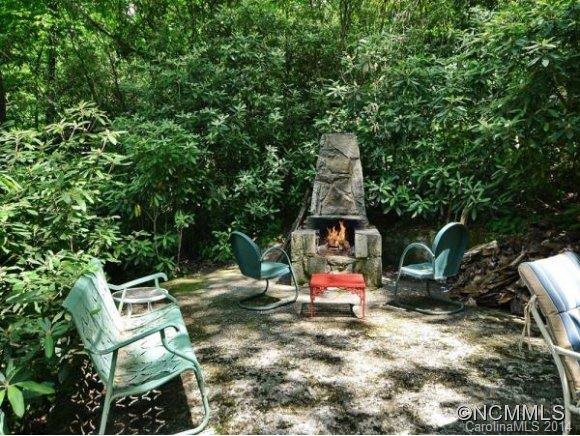 2926 LAUREL PARK HWY - Photo 22