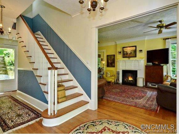 2926 LAUREL PARK HWY - Photo 8