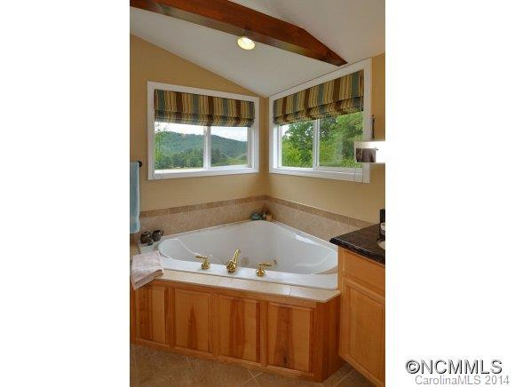 232 Buck Ridge Rd - Photo 15