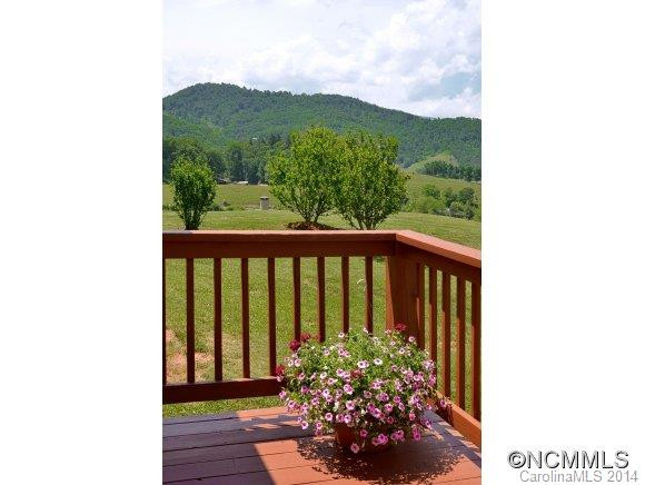 232 Buck Ridge Rd - Photo 20