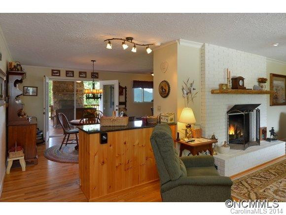 232 Buck Ridge Rd - Photo 9