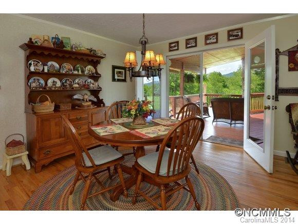 232 Buck Ridge Rd - Photo 10