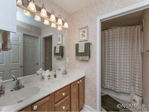 277 CASTLE CREEK DRVE - Photo 11