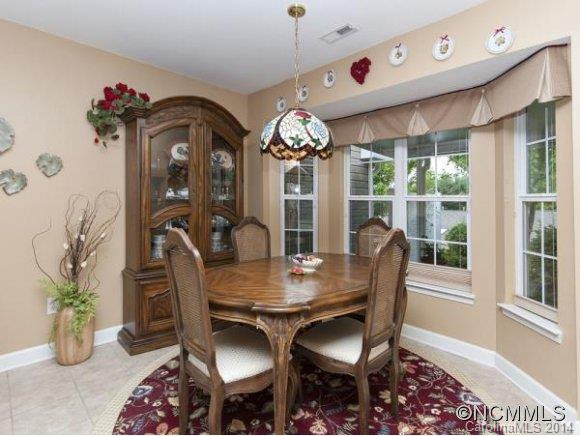 277 CASTLE CREEK DRVE - Photo 5