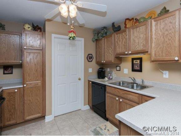 277 CASTLE CREEK DRVE - Photo 6