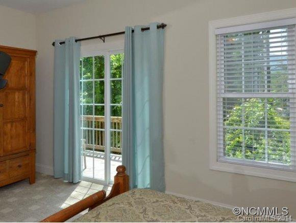 37 SAPLING LANE - Photo 12
