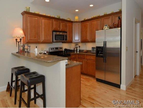 37 SAPLING LANE - Photo 4