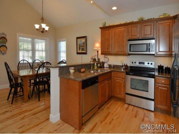 37 SAPLING LANE - Photo 7